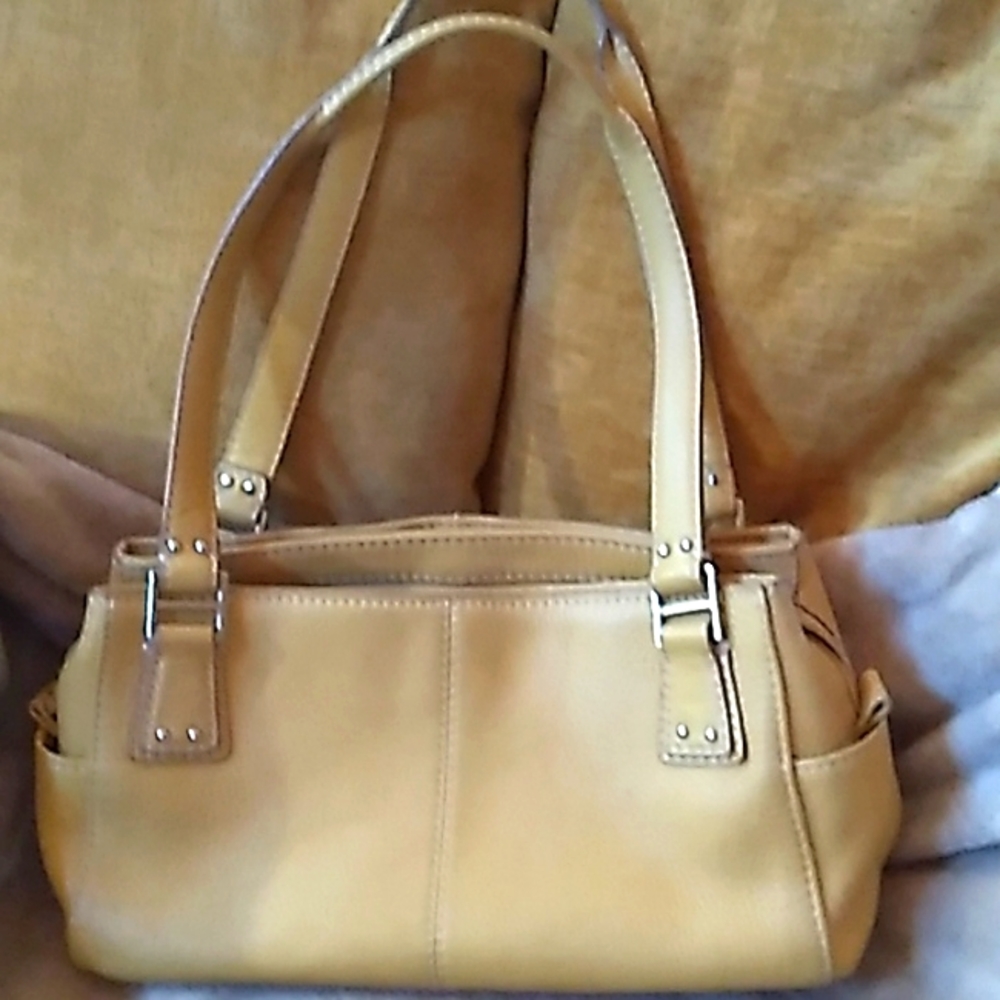 Fossil vintage mustard color